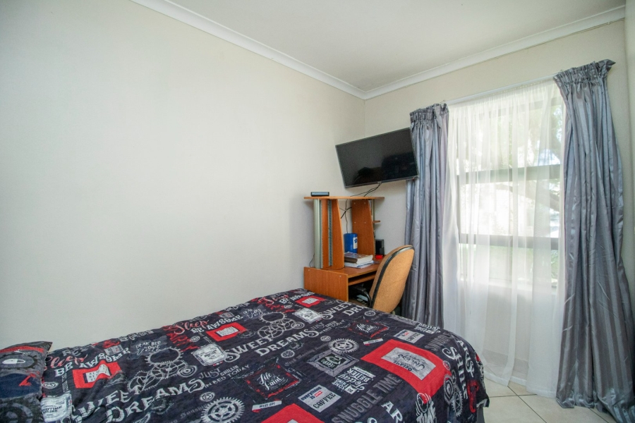 2 Bedroom Property for Sale in Fairview Golf Estate Western Cape